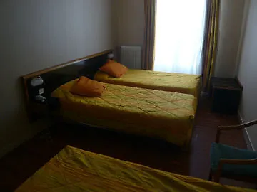 Bristol Republique Otel Paris