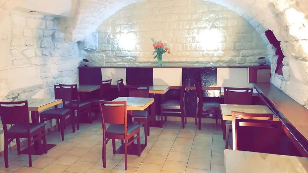 Hotel Bristol Republique